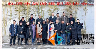合影 (2)_副本.jpg